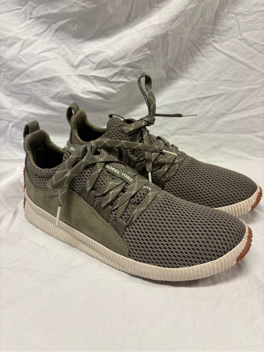 Sorel Olive Waterproof Suede Lace-Up Athletic Sneakers | Women’s Size 9.5